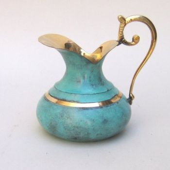 BR4074P - Brass Patina Jug w/ Handle