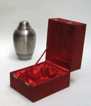 BR67581 - Brass Urn In Velvet Box