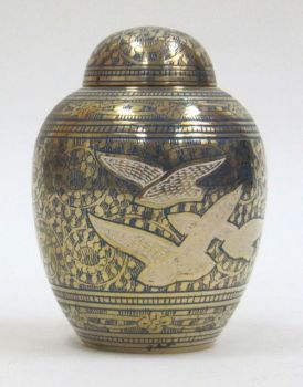 BR6964 - Pet Urn Doves Going Home