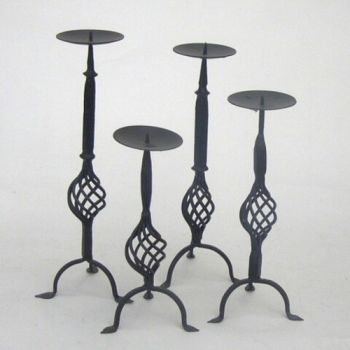 IR2277 - Iron Candle Holder set