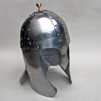 IR80583 - Armor Helmet, Arthurian