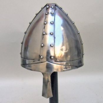 IR80602 - Norman Helmet